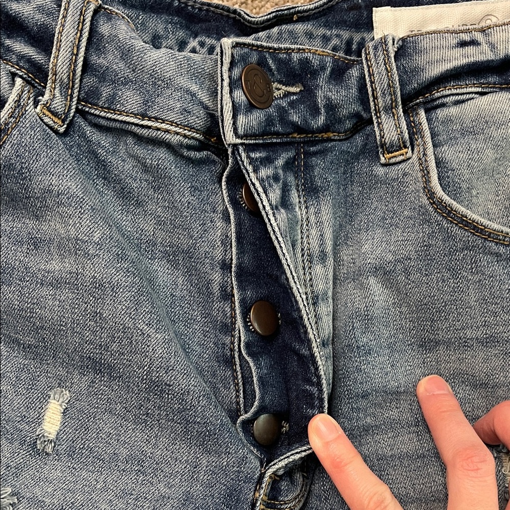 Treasure & Bond Foster Boyfriend High Rise Blue Distressed Jean Shorts - Picture 6 of 6